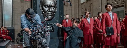 The-Hunger-Games-Ballad-of-Songbirds-&-Snakes-cinematography-ARRI-Rental-ALEXA-Mini-LF-Signature-Prime-Peter-Dinklage-dolly-shot